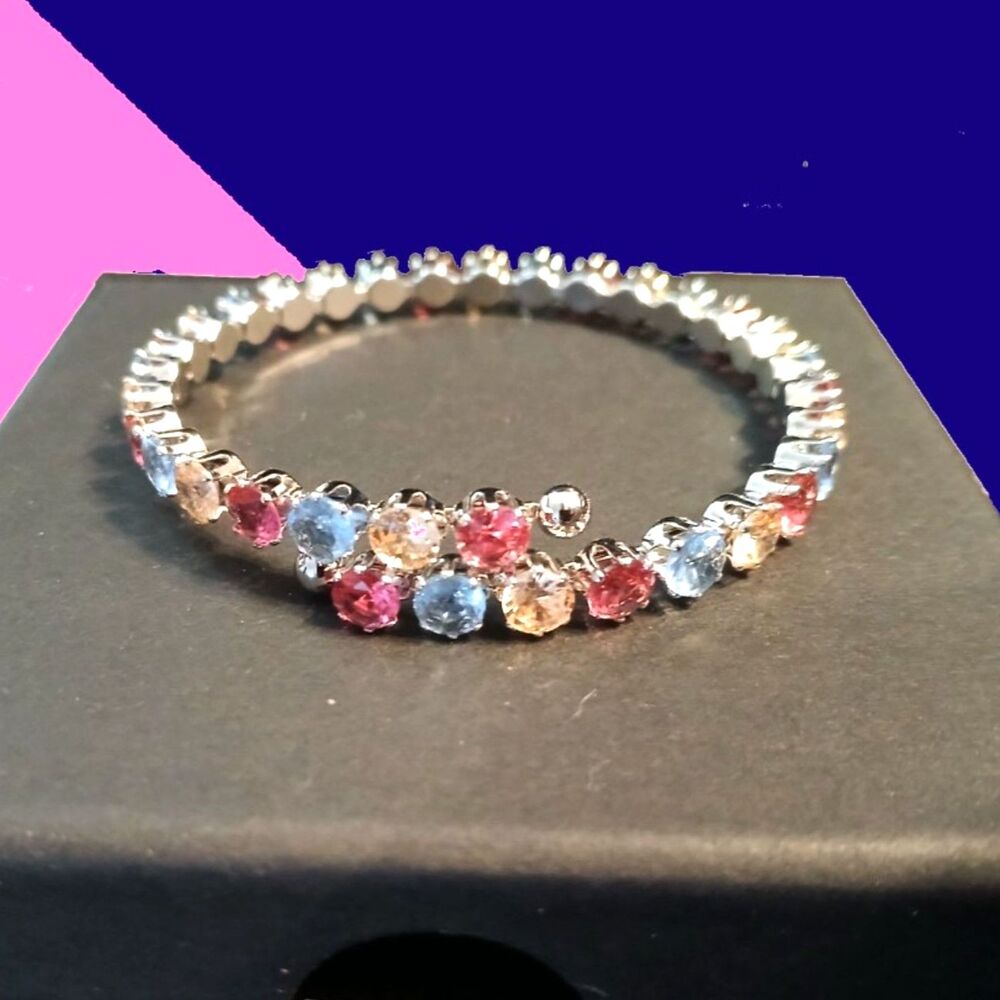 Champaign, Pink, Blue Stone Springy Bracelet